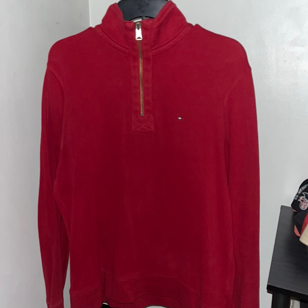 Men’s Tommy Hilfiger sweater